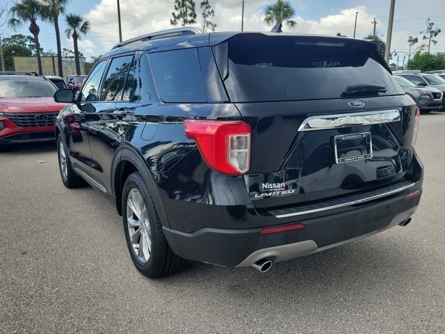 2022 Black Metallic Ford Explorer Limited RWD SUV
