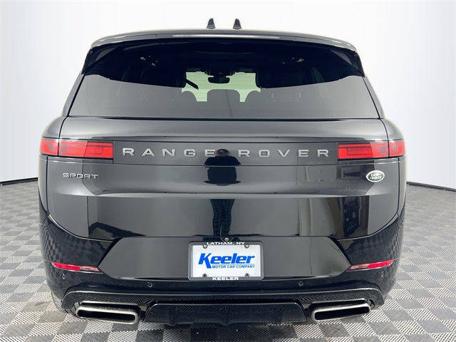 2023 Land Rover Range Rover Sport SE photo 3