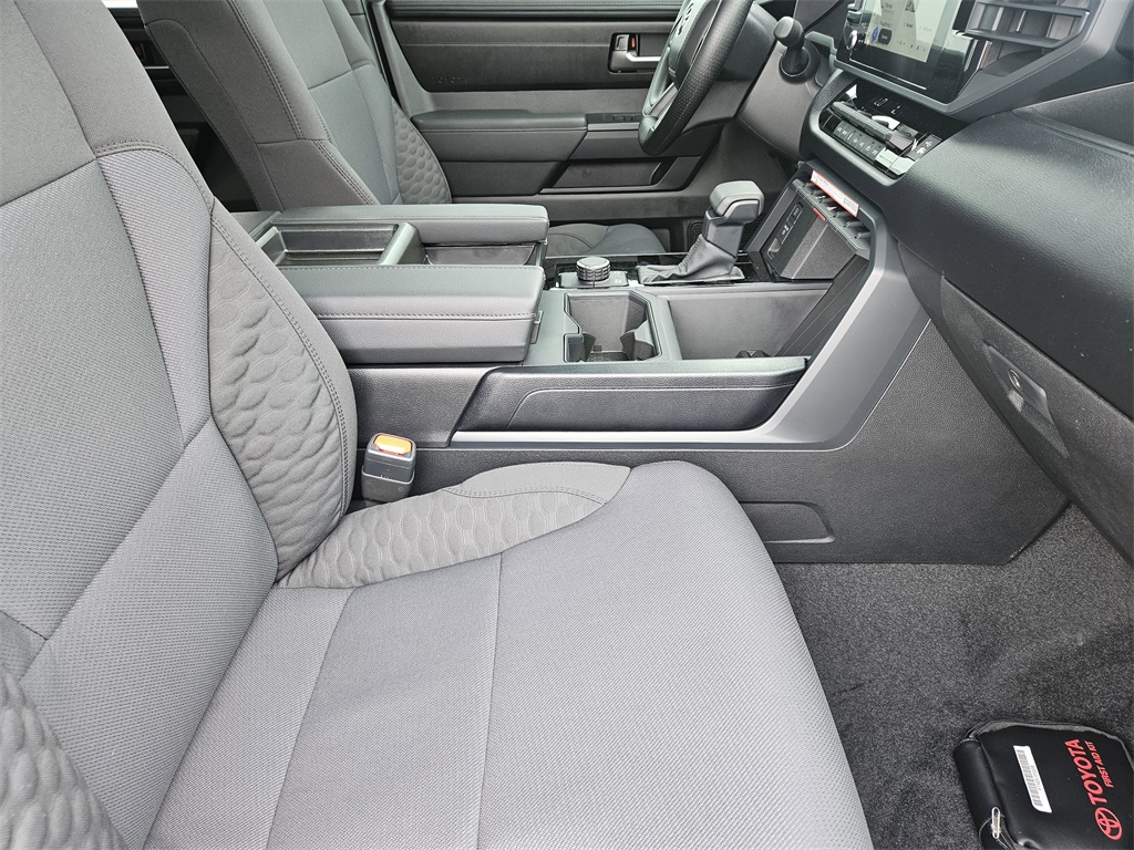 2026 Toyota Tundra SR5 CrewMax photo 10
