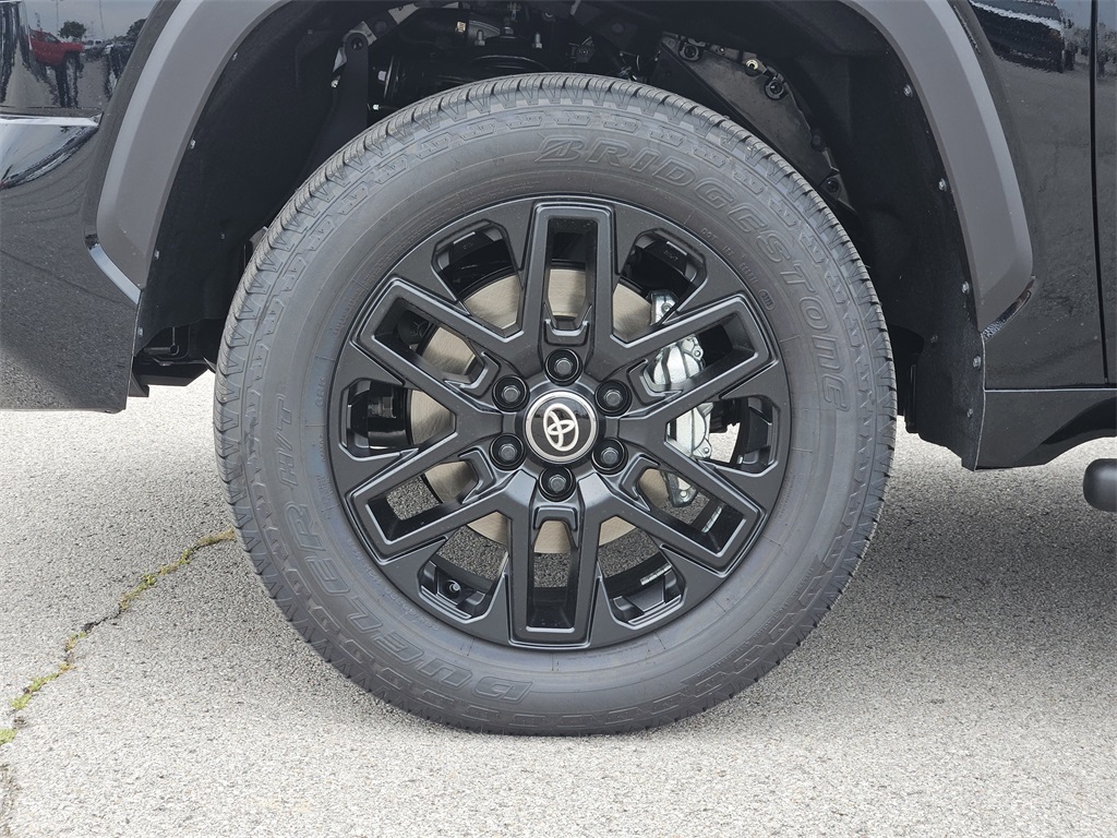 2026 Toyota Tundra SR5 CrewMax photo 8