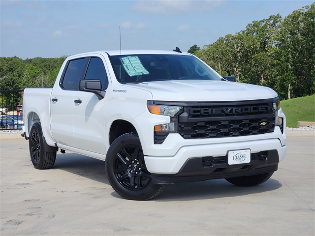 2025 Summit White Chevrolet Silverado 1500 Custom RWD Truck