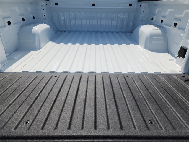 2025 Summit White Chevrolet Silverado 1500 Custom RWD Truck