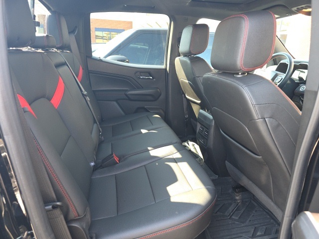 2023 Chevrolet Colorado Z71 photo 5