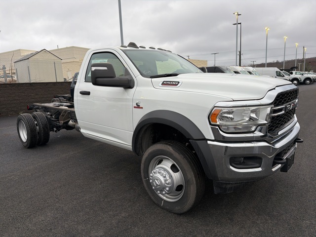 2024 RAM Ram 5500 Chassis Cab Tradesman's photo