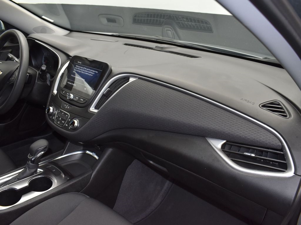 2023 Sterling Gray Metallic Chevrolet Malibu LT FWD Sedan