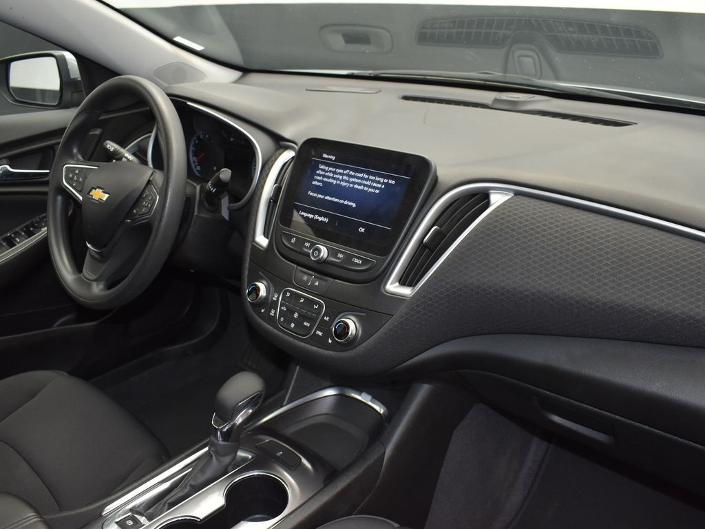 2023 Sterling Gray Metallic Chevrolet Malibu LT FWD Sedan