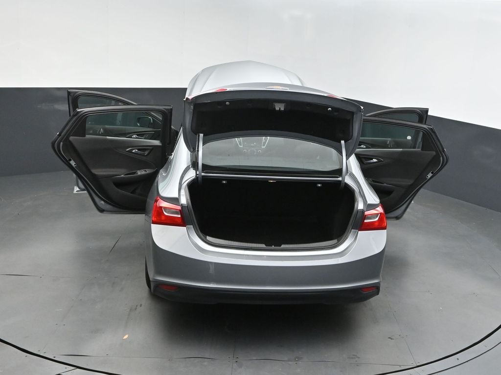 2023 Sterling Gray Metallic Chevrolet Malibu LT FWD Sedan