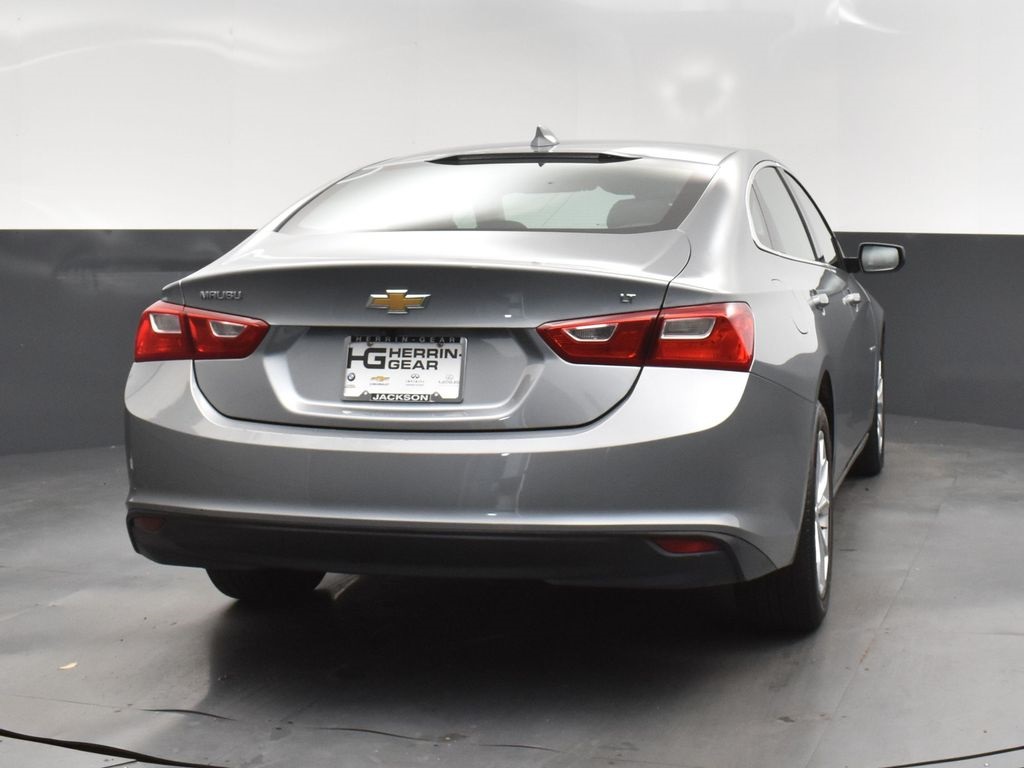 2023 Sterling Gray Metallic Chevrolet Malibu LT FWD Sedan