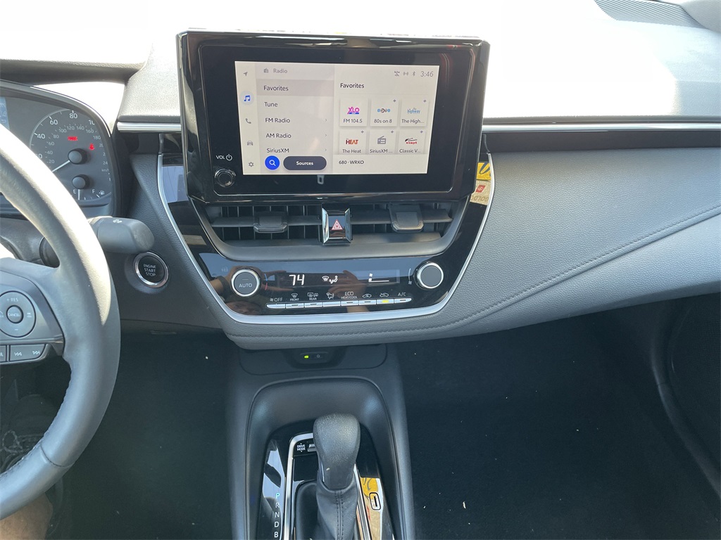 2024 Toyota Corolla SE Premium photo 17