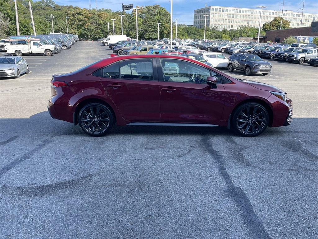 2024 Toyota Corolla SE Premium photo 6