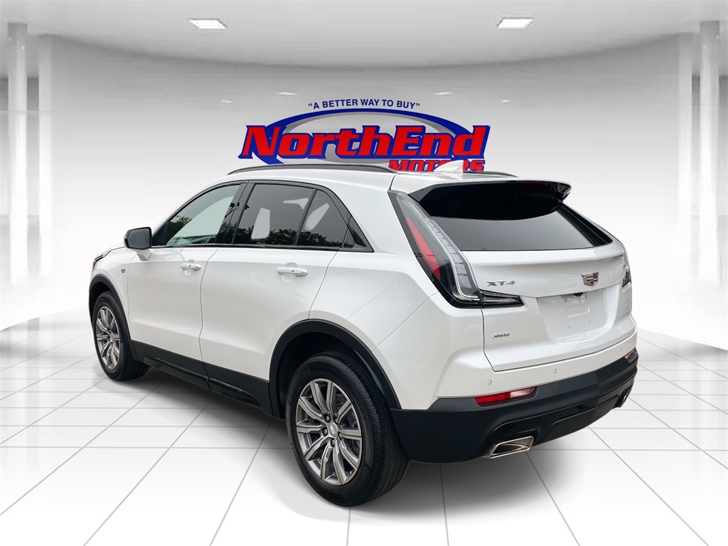 2023 Cadillac XT4 Sport photo 4