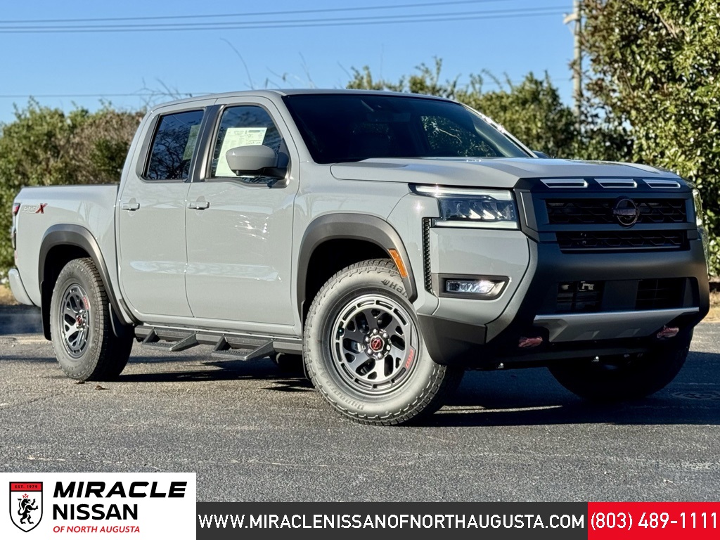 2026 Nissan Frontier PRO-X's photo