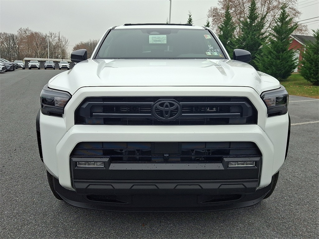 2025 Toyota 4Runner SR5 photo 2