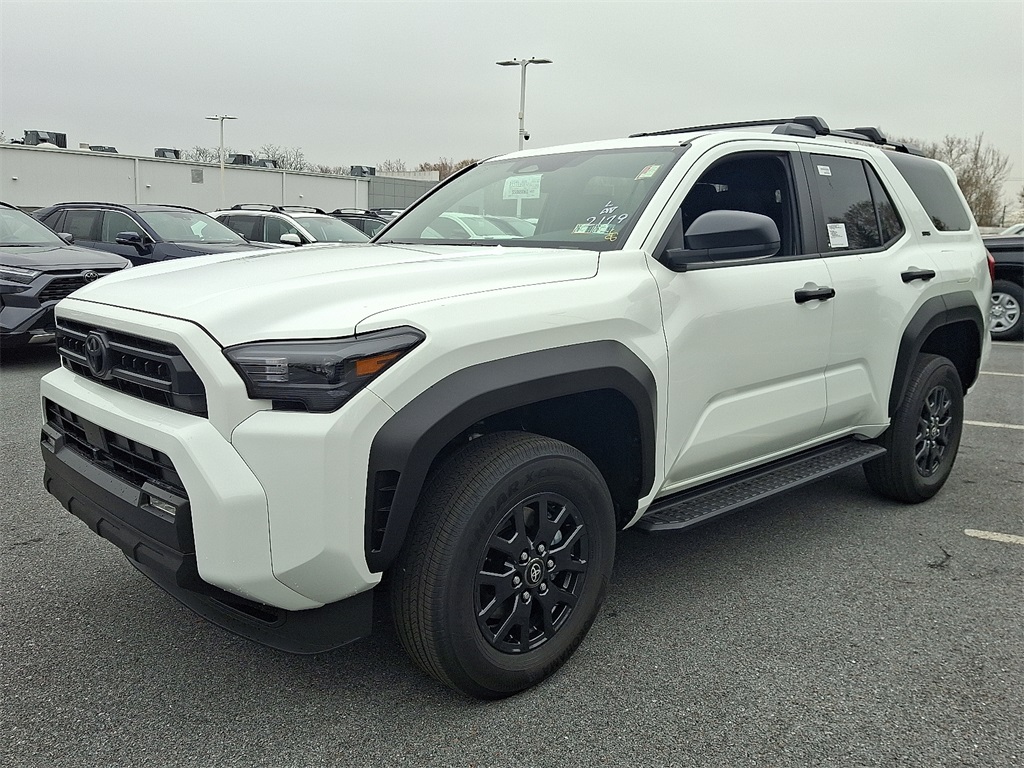 2025 Toyota 4Runner SR5 photo 3
