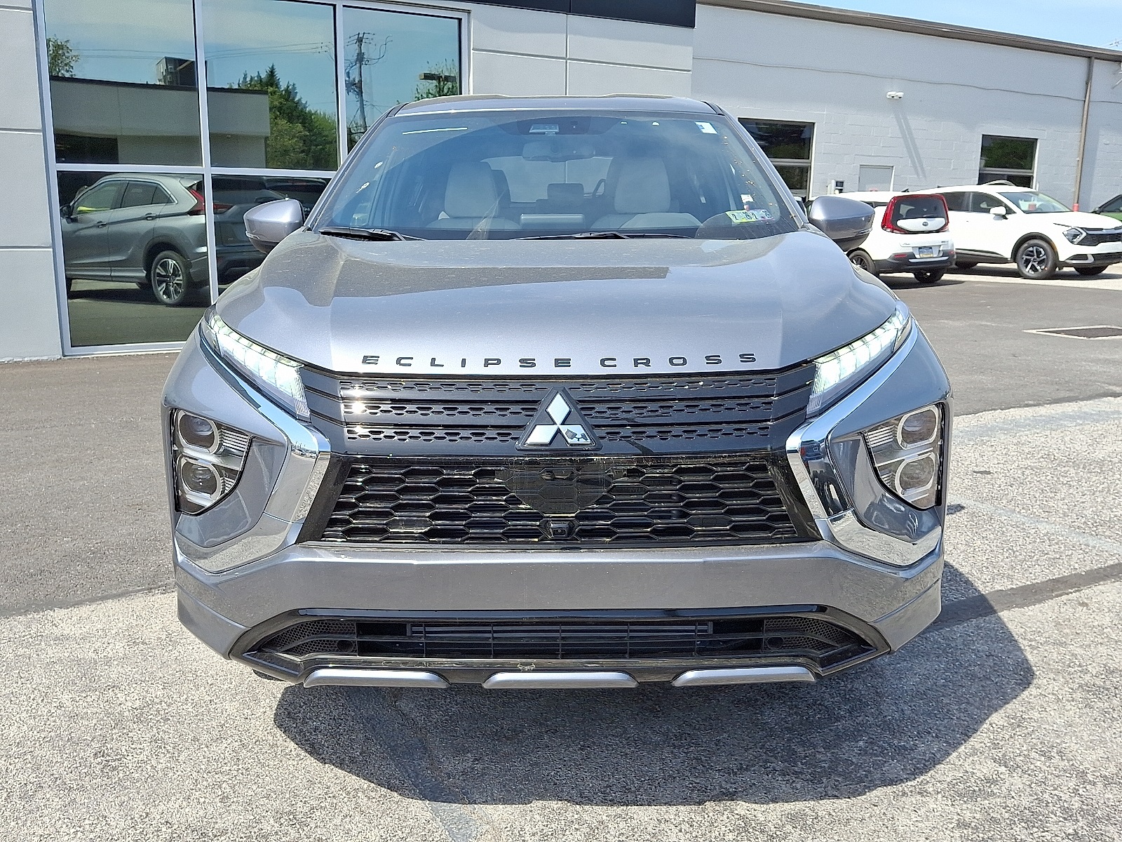 2025 Mitsubishi Eclipse Cross SEL photo 2