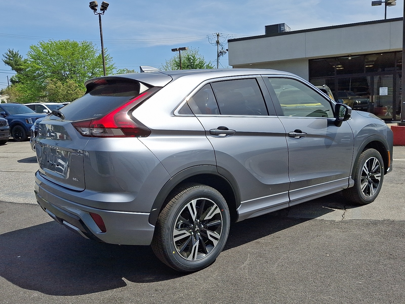 2025 Mitsubishi Eclipse Cross SEL photo 6