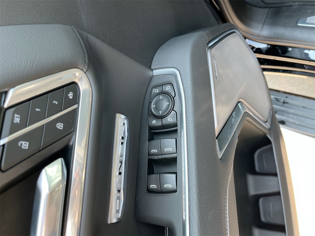 2025 Gmc Sierra 1500 Denali photo 8