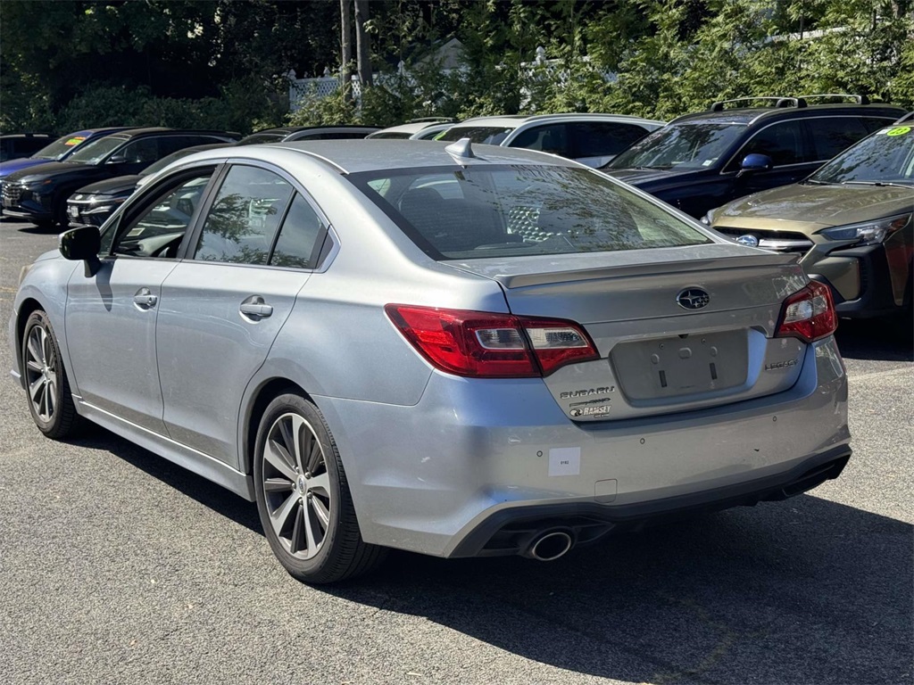 2018 Subaru Legacy 2.5i photo 2