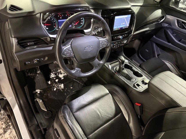 used 2021 Chevrolet Traverse car, priced at $29,417