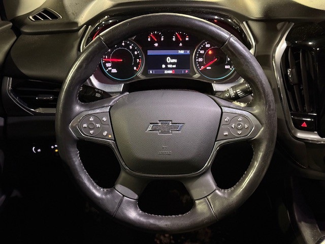 used 2021 Chevrolet Traverse car, priced at $29,417