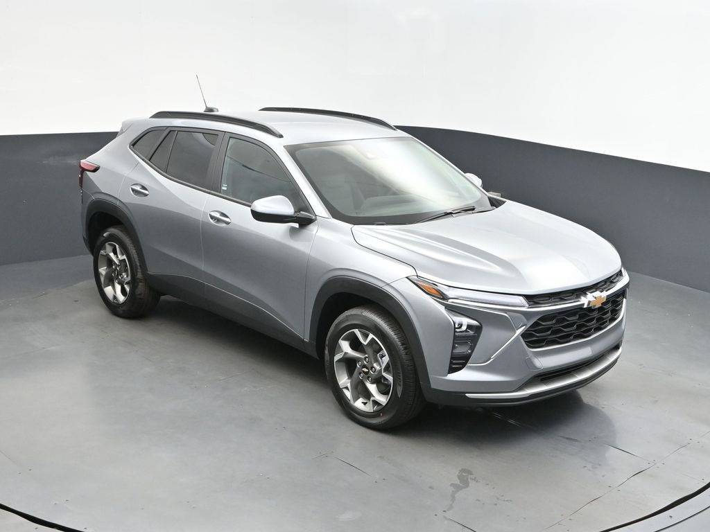 2025 Sterling Chevrolet Trax LT SUV