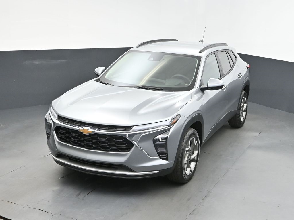 2025 Sterling Chevrolet Trax LT FWD SUV