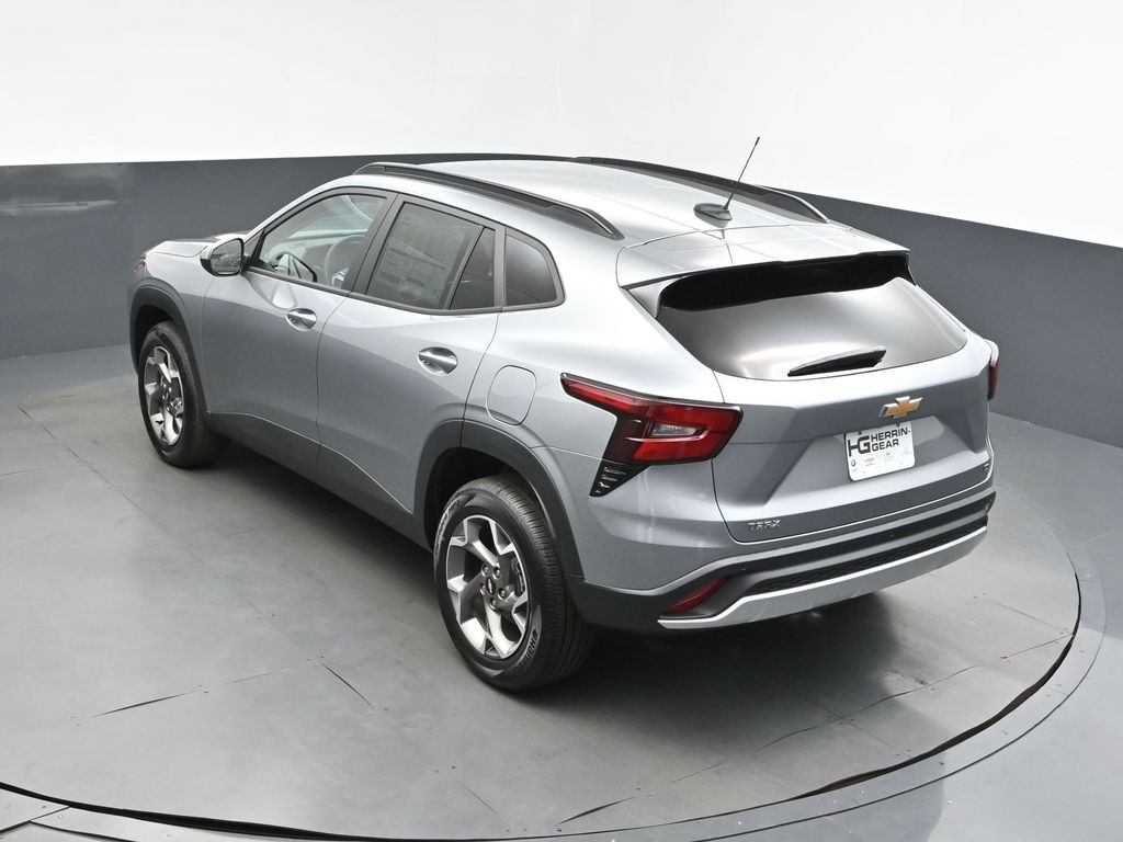 2025 Sterling Chevrolet Trax LT FWD SUV