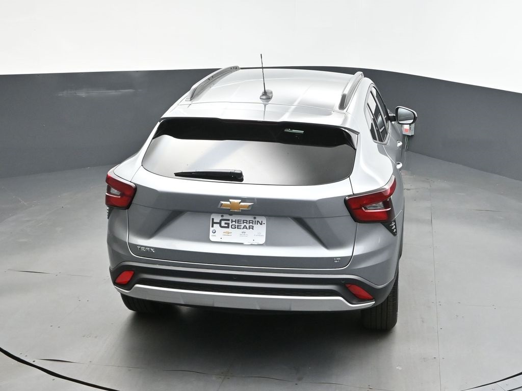 2025 Sterling Chevrolet Trax LT FWD SUV