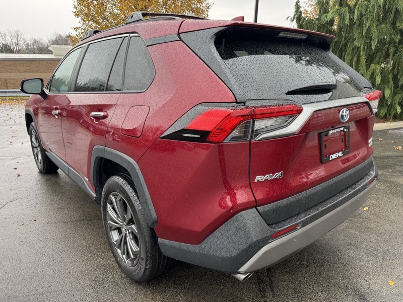 2023 Toyota RAV4 Hybrid Limited photo 3