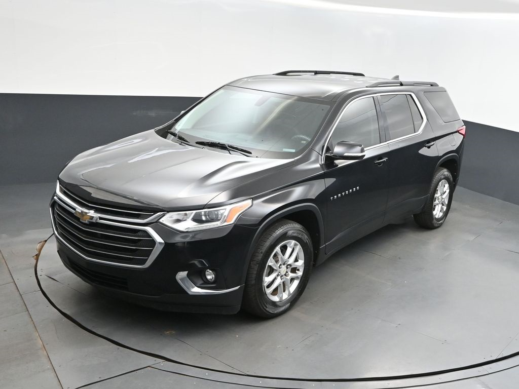2019 Mosaic Black Metallic Chevrolet Traverse 3LT FWD SUV