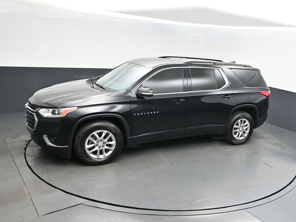 2019 Mosaic Black Metallic Chevrolet Traverse 3LT FWD SUV