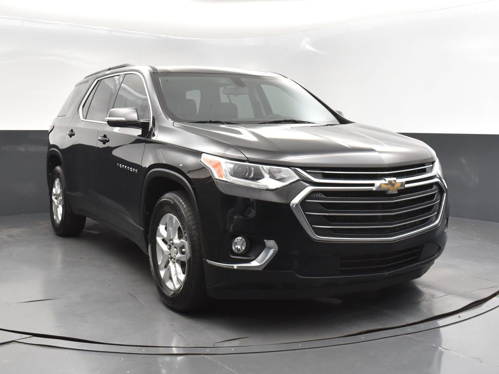 2019 Mosaic Black Metallic Chevrolet Traverse 3LT FWD SUV
