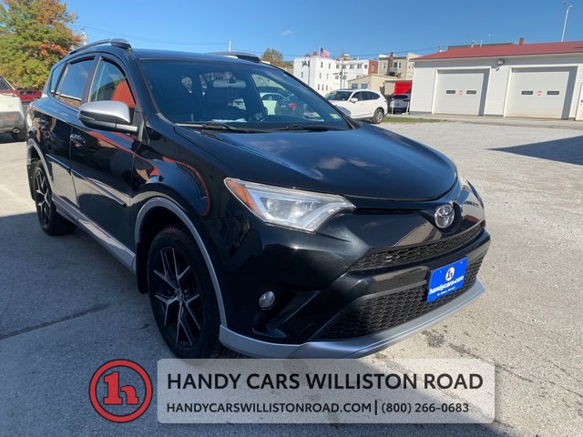 2016 Toyota RAV4 SE's photo