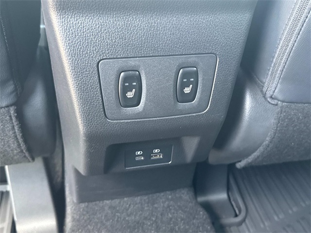 2024 Mitsubishi Eclipse Cross SEL photo 14