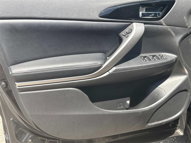 2024 Mitsubishi Eclipse Cross SEL photo 15