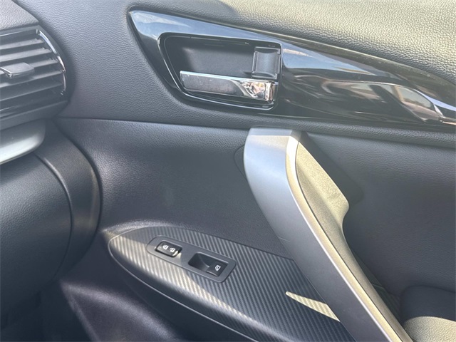 2024 Mitsubishi Eclipse Cross SEL photo 19