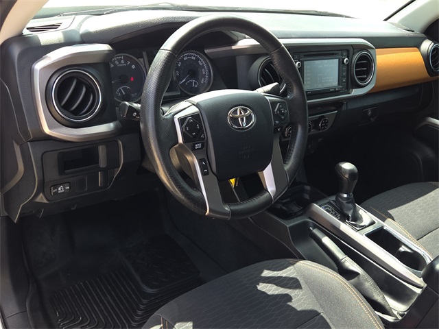 2016 Toyota Tacoma SR5 Double Cab photo 12