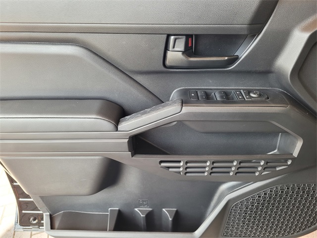 2025 Toyota Tacoma SR Double Cab photo 10