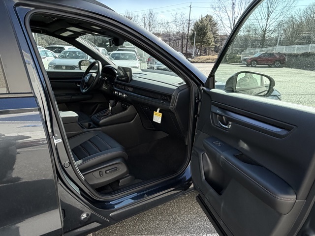 new 2026 Honda CR-V Hybrid car, priced at $41,675
