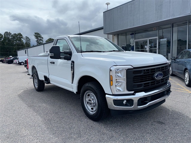 2026 Ford F-250 XL photo 3