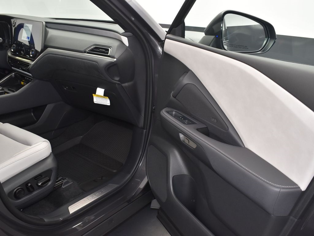 2025 Lexus TX 350 Luxury photo 18