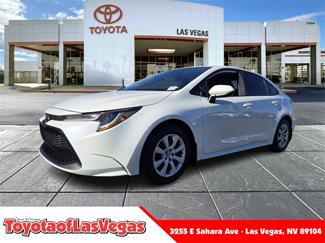 2021 Toyota Corolla LE's photo