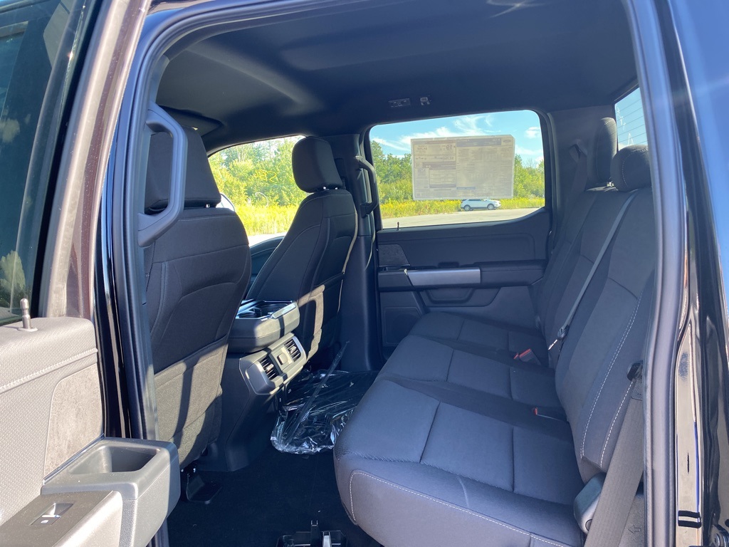 2025 Ford F-150 XLT photo 17