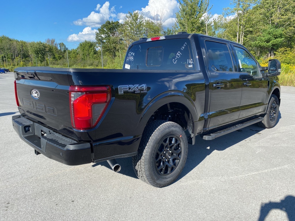 2025 Ford F-150 XLT photo 11
