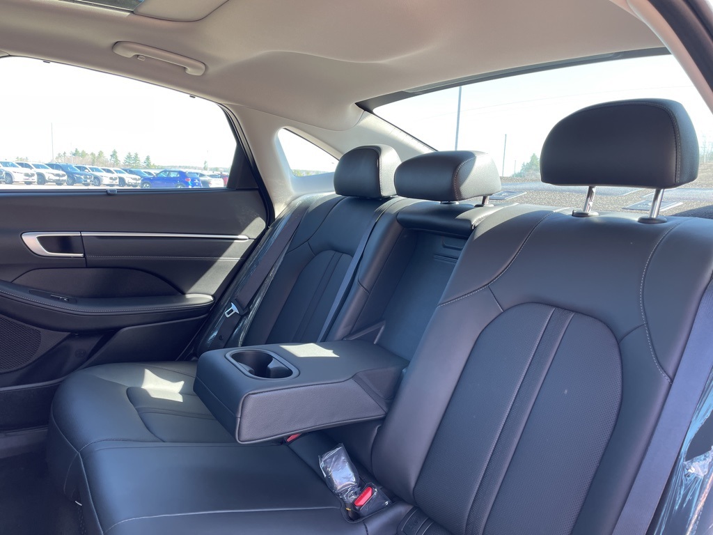 2025 Hyundai Sonata Hybrid Limited photo 35