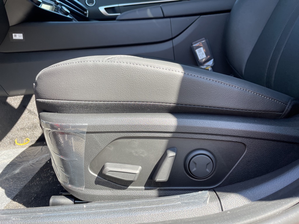 2025 Hyundai Sonata Hybrid Limited photo 8