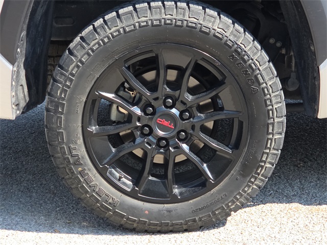 2022 Toyota Tundra SR5 photo 9