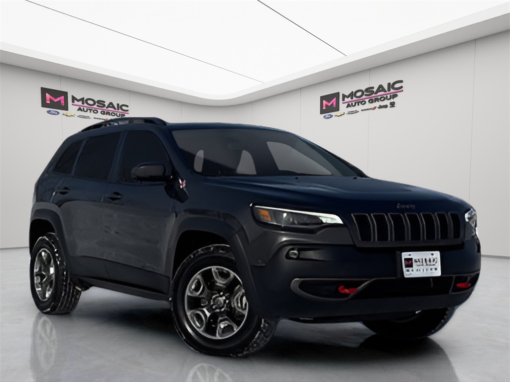 Used 2019 Jeep Cherokee Trailhawk SUVs