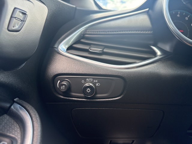 2021 Chevrolet Malibu 1LT photo 16