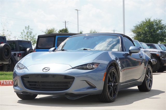 2017 Mazda MX-5 Miata Miata Grand Touring photo 3